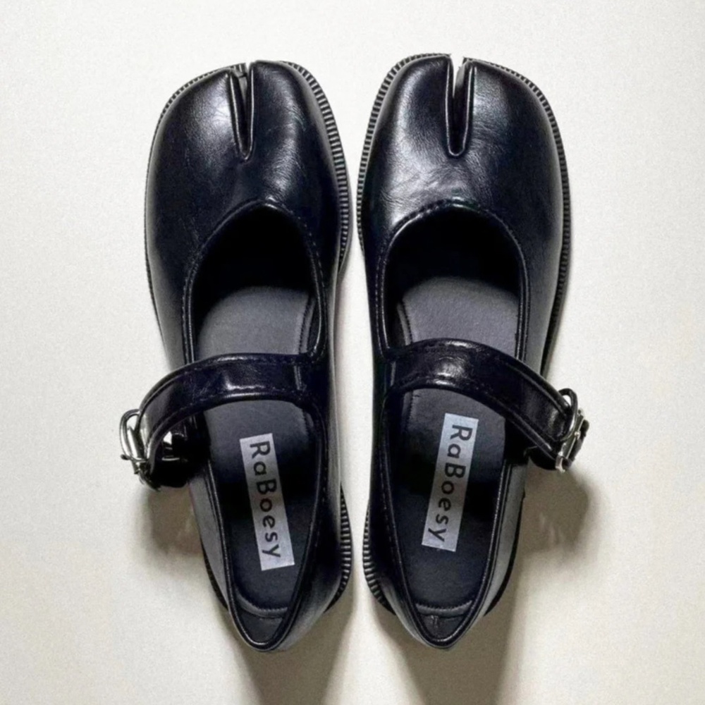 Raboesy Mary Janes